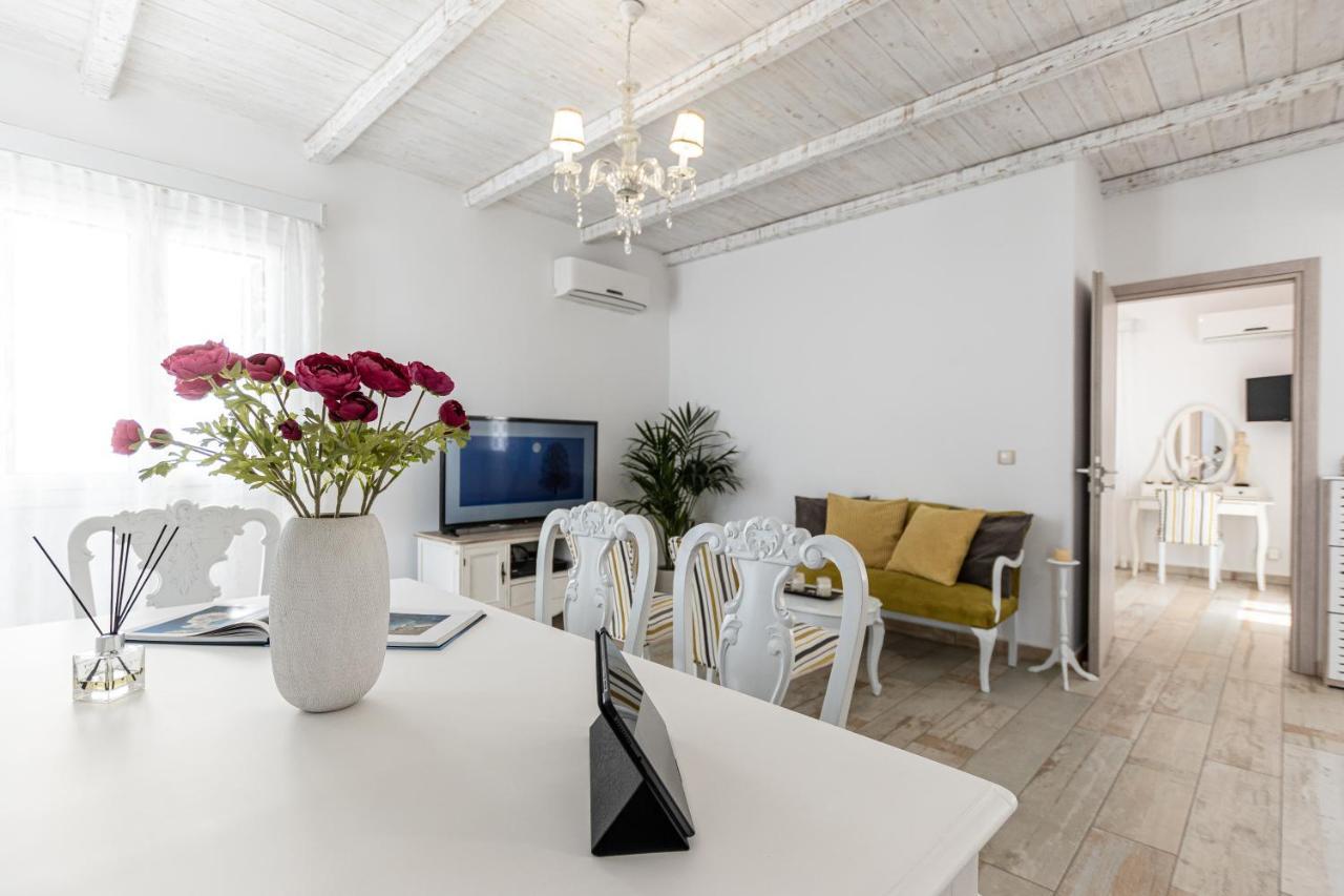 Naxos City Villa Nektar, Luxury Apartment In Chora Naxos מראה חיצוני תמונה